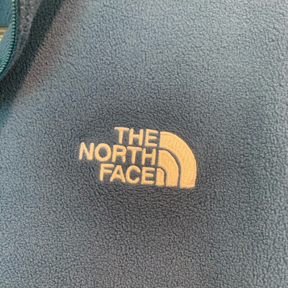 Men’s North Face 1/4 Zip - Picture 2 of 4